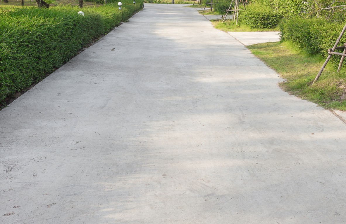 Concrete Sidewalks and Entryways
